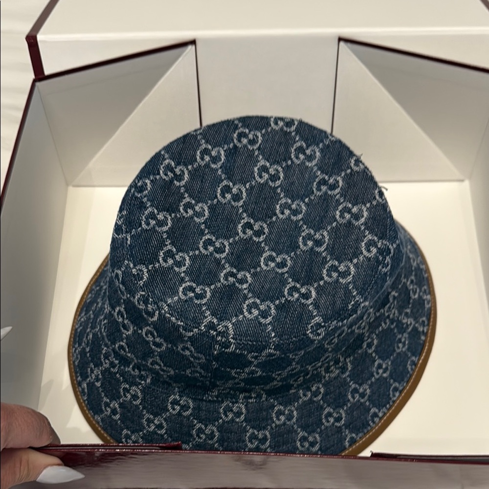 Gucci Denim and Tan Monogram Bucket Hat size M brand new tags 100%  authentic - Picture 8 of 17